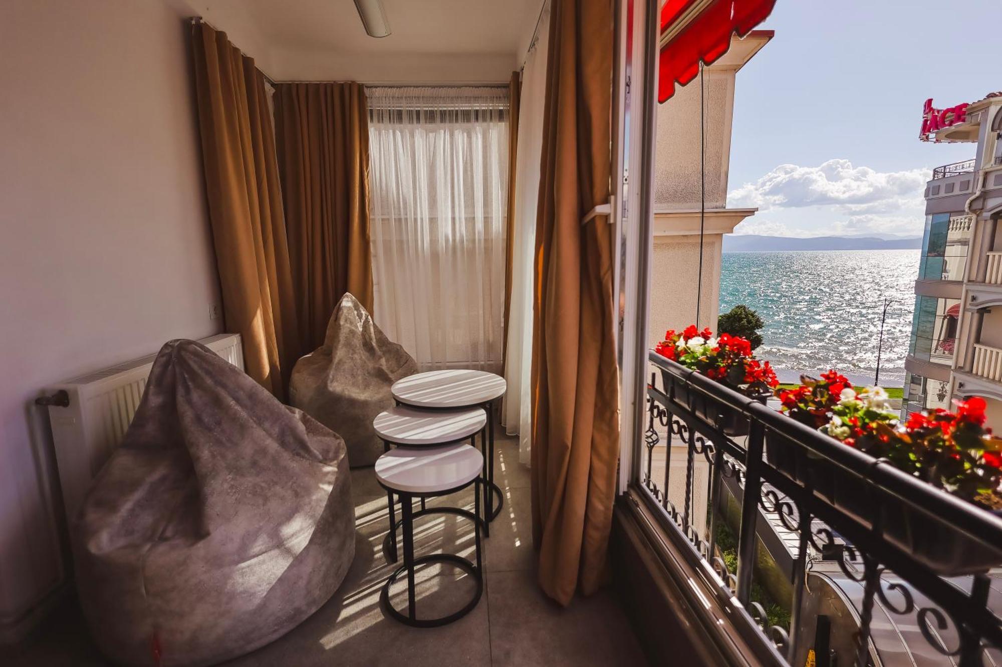 Ammotti Hotel Ohrid Esterno foto