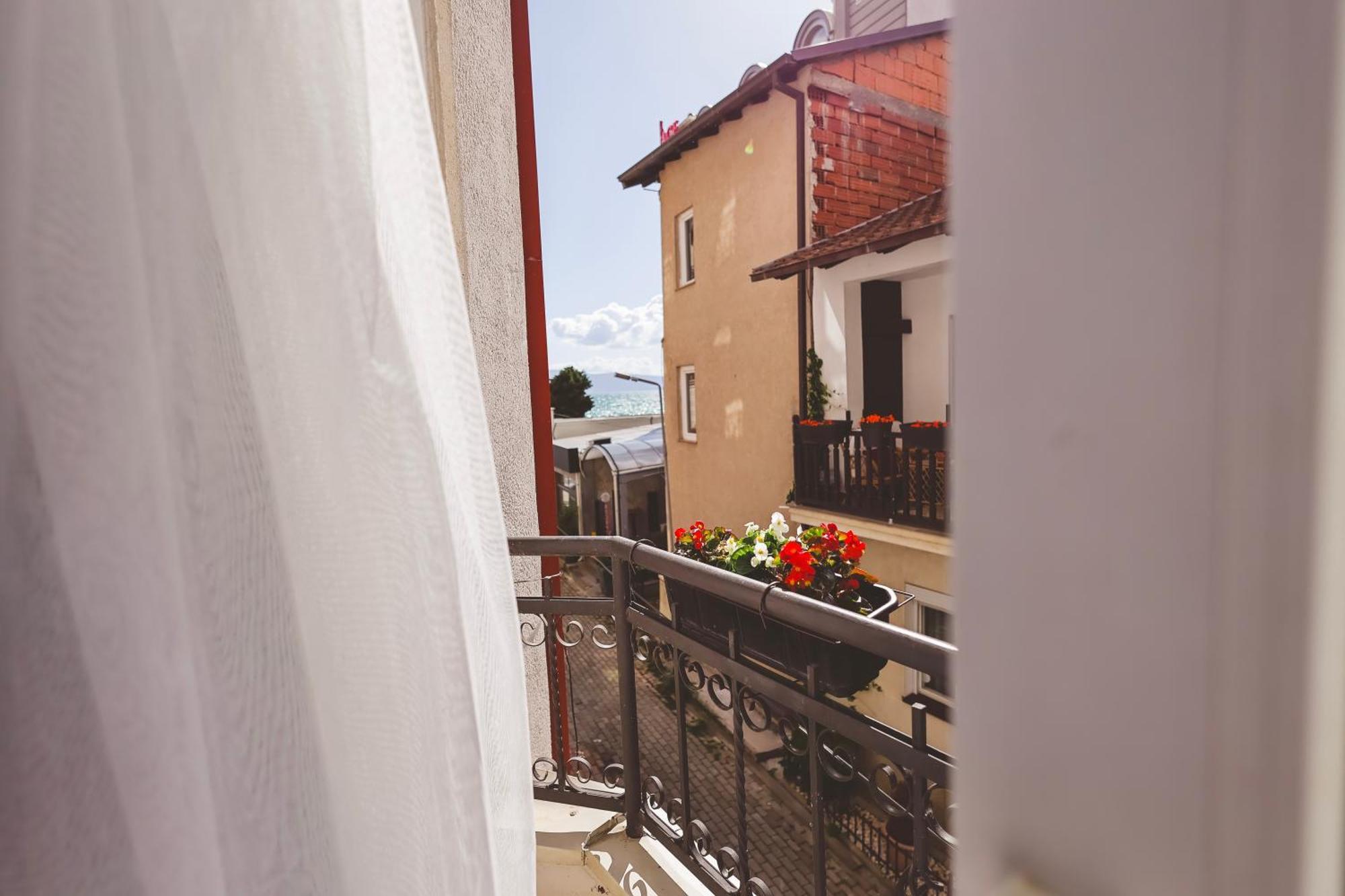 Ammotti Hotel Ohrid Esterno foto
